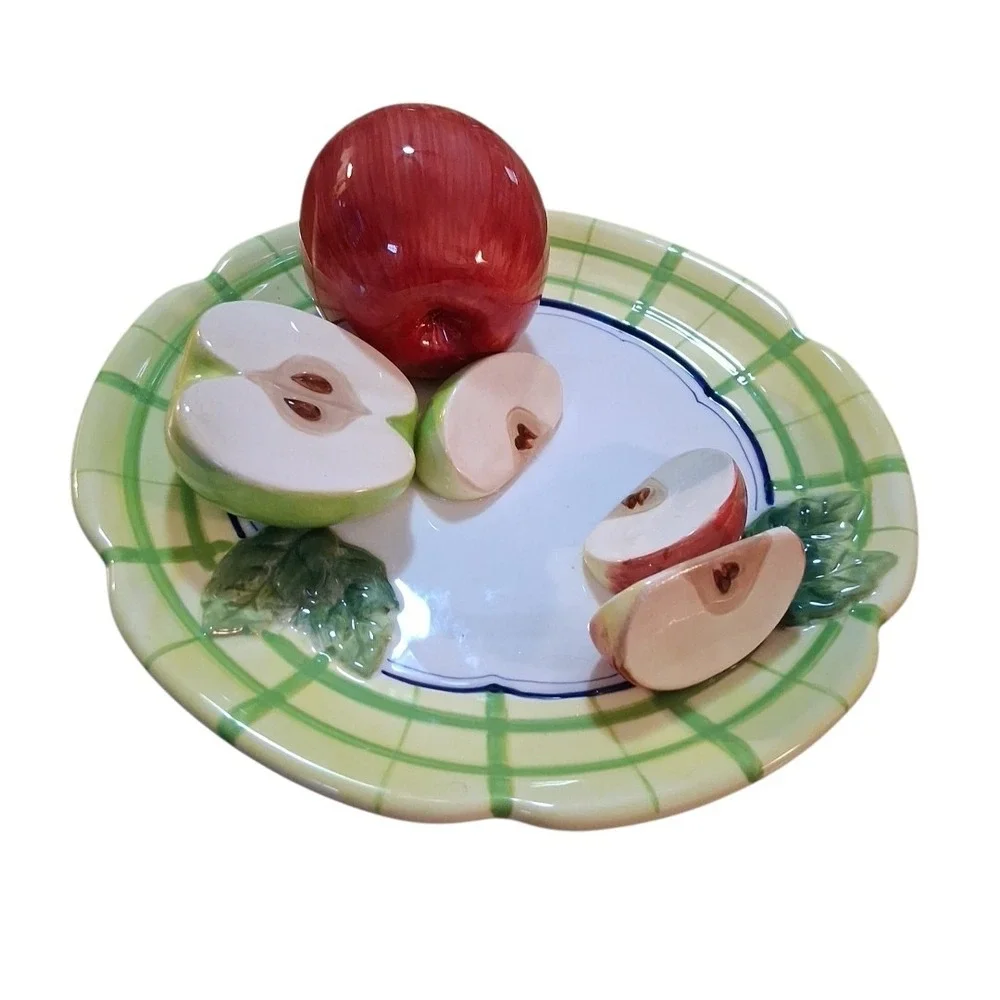 Bella Casa by Ganz Decorative Fruit Wall Plate 3D Apple 8